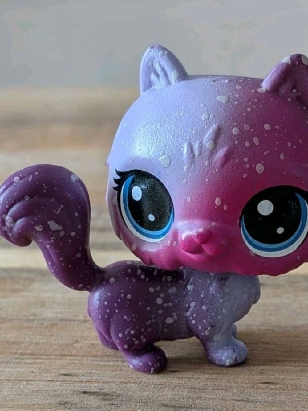 Littlest Pet Shop LPS Authentic Galaxy Cosmic Pounce Purple Himalayan Kitten Cat